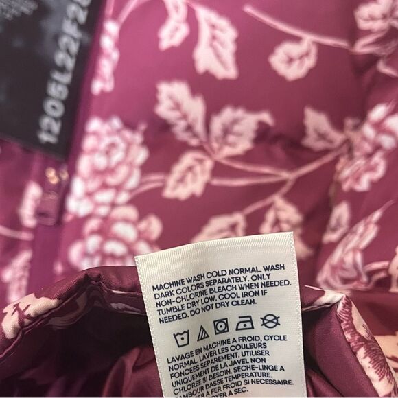 Lands End Burgundy Floral Allied Feathered Down Vest Size Small - Picture 8 of 8